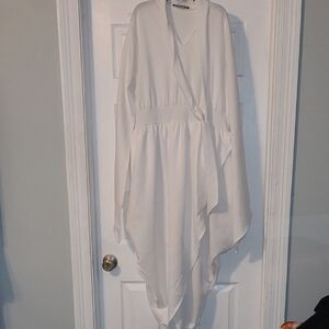 LIVD Tina Tulip Hem Pocket Dress